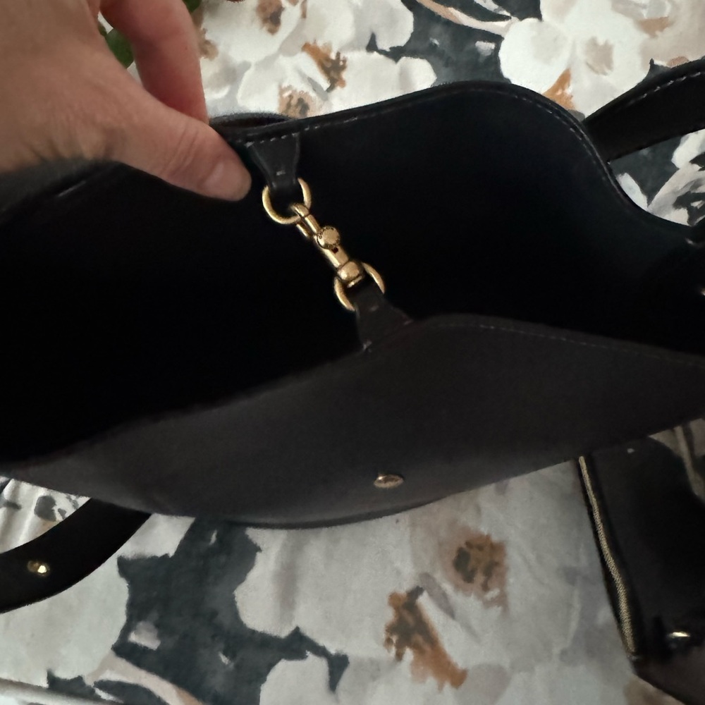 Coach Black Bleeker Bucket Bag - Picture 5 of 10